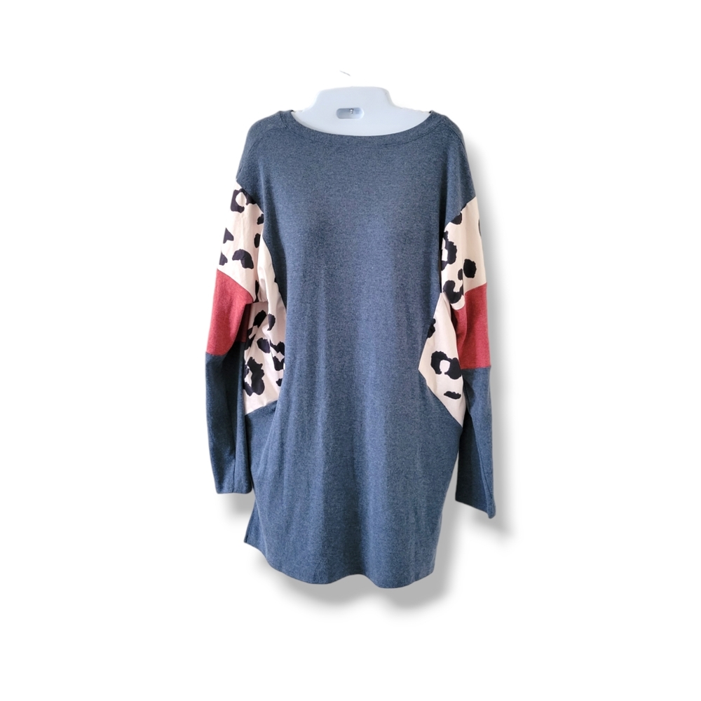 Floral Blooming | NWT | Blue Color Block Longsleeve Tunic (SIZE M)